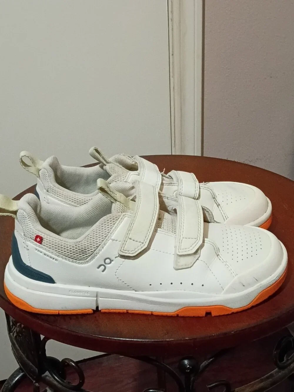 On THE ROGER Kids Ivory Orange Shoes Hook and Loop Kids Size K3